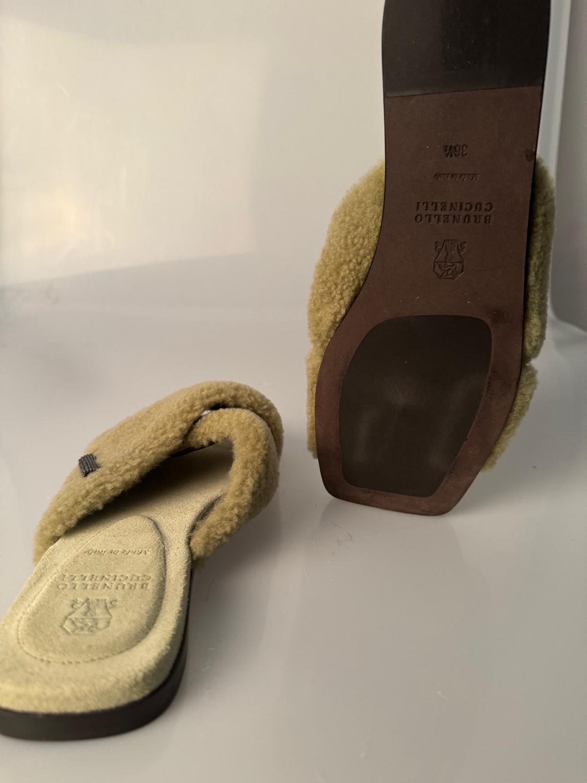 Slippers
