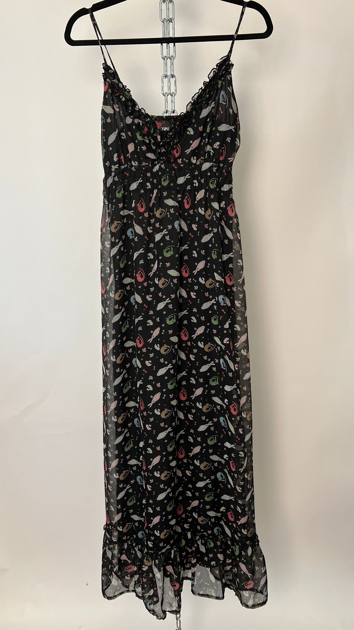 Kleid mit Figürchen