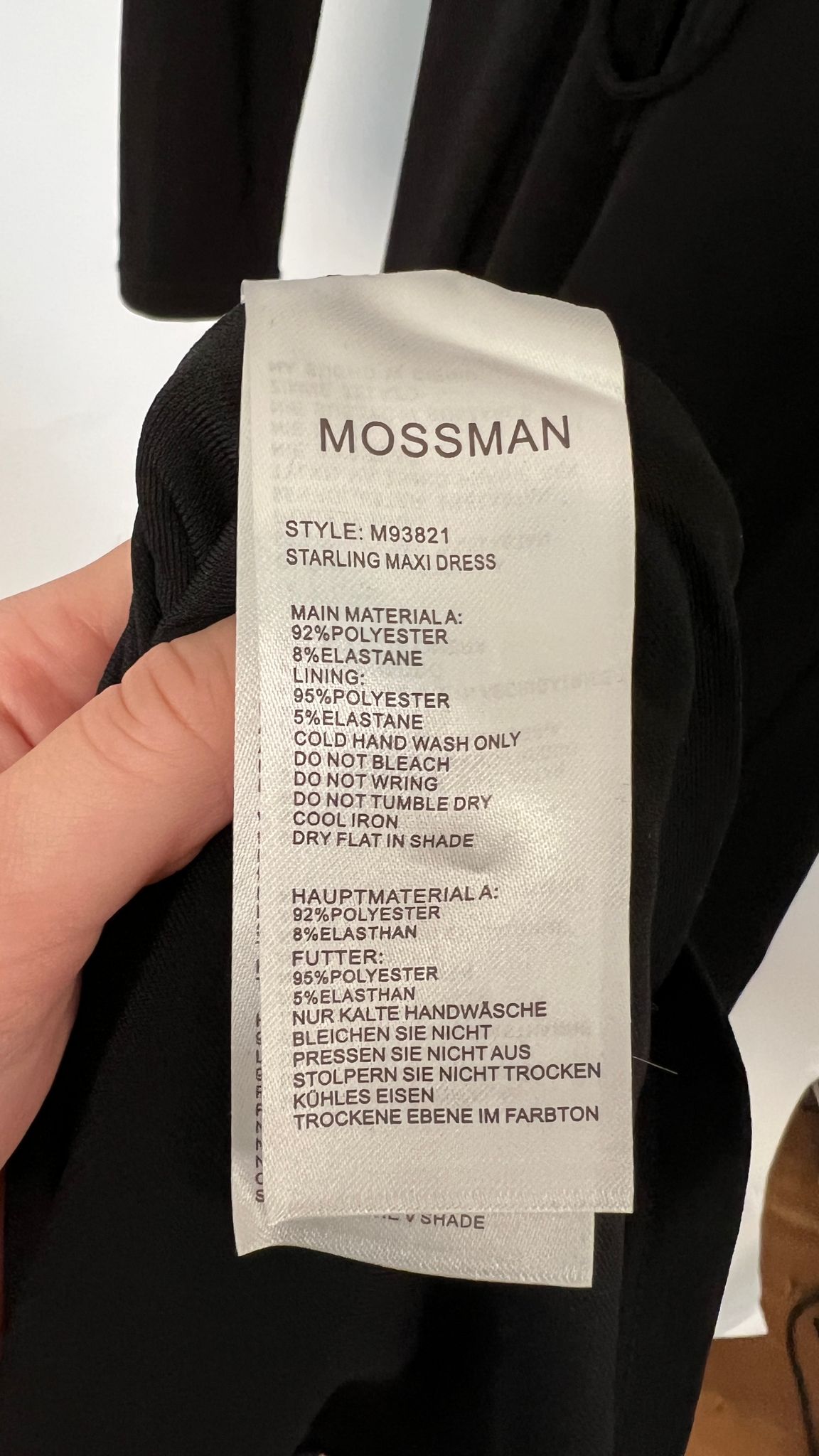 Kleid mit Cut-Outs