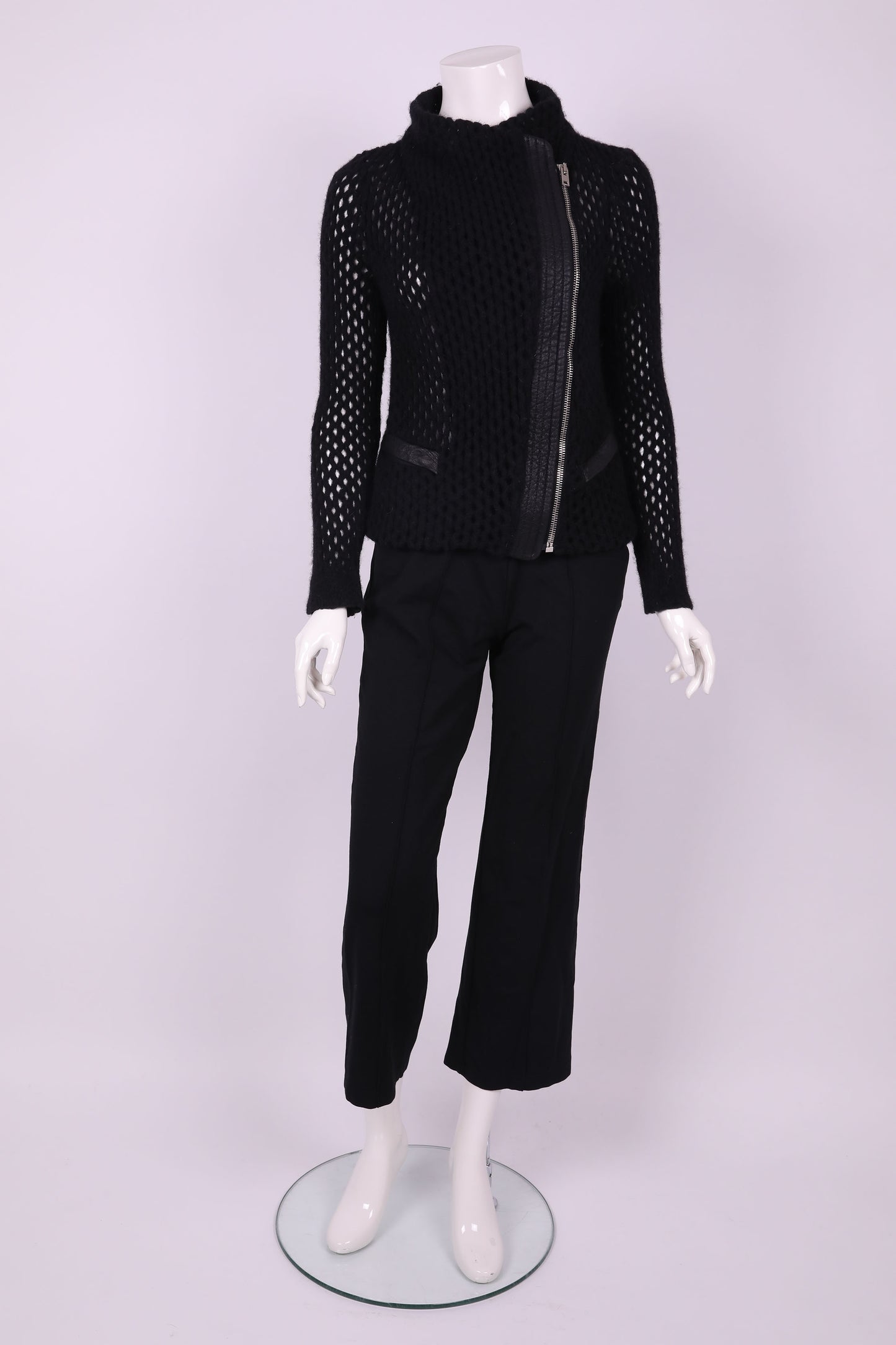 Jacke mit Lochmuster