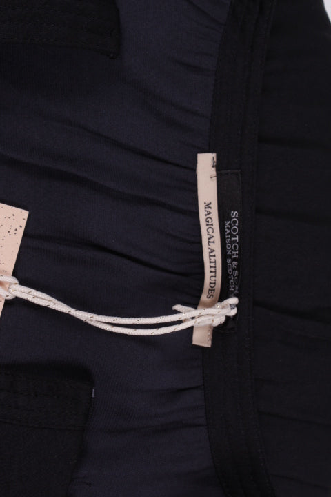 Kleid kurz, lange Ärmel