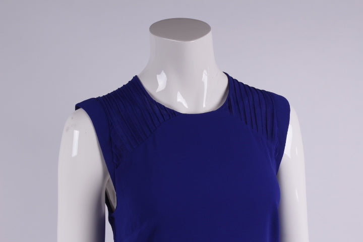 Kleid kurz ohne Ärmel