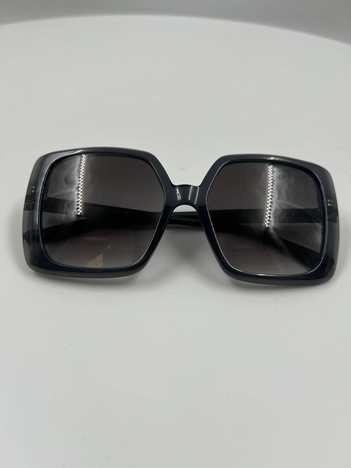 Sonnenbrille