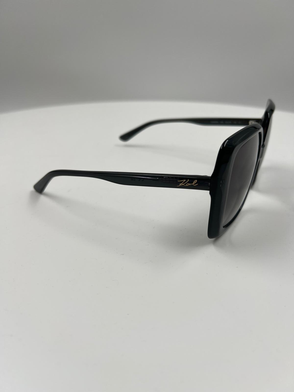 Sonnenbrille