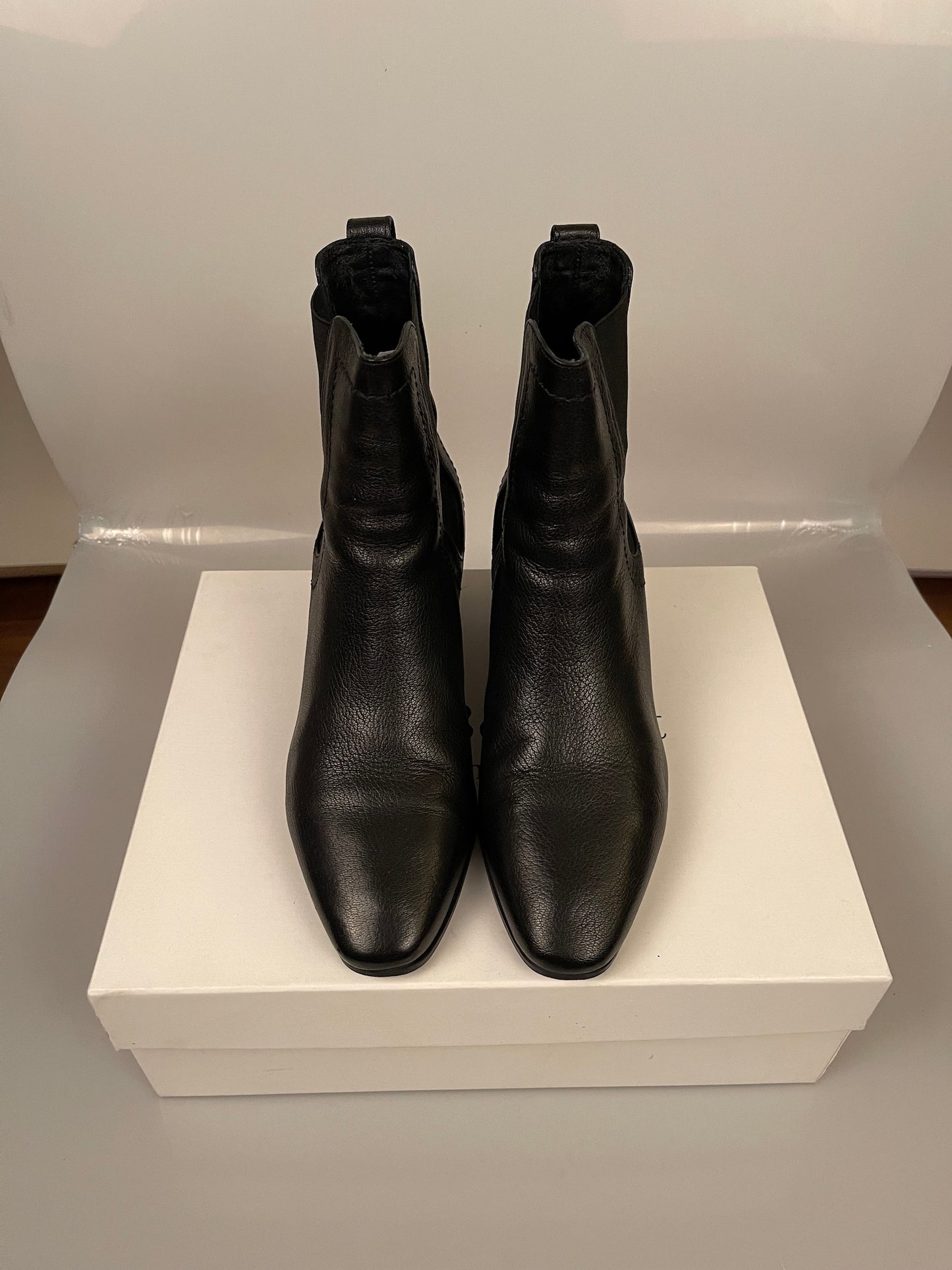 Stiefeletten mit Absatz