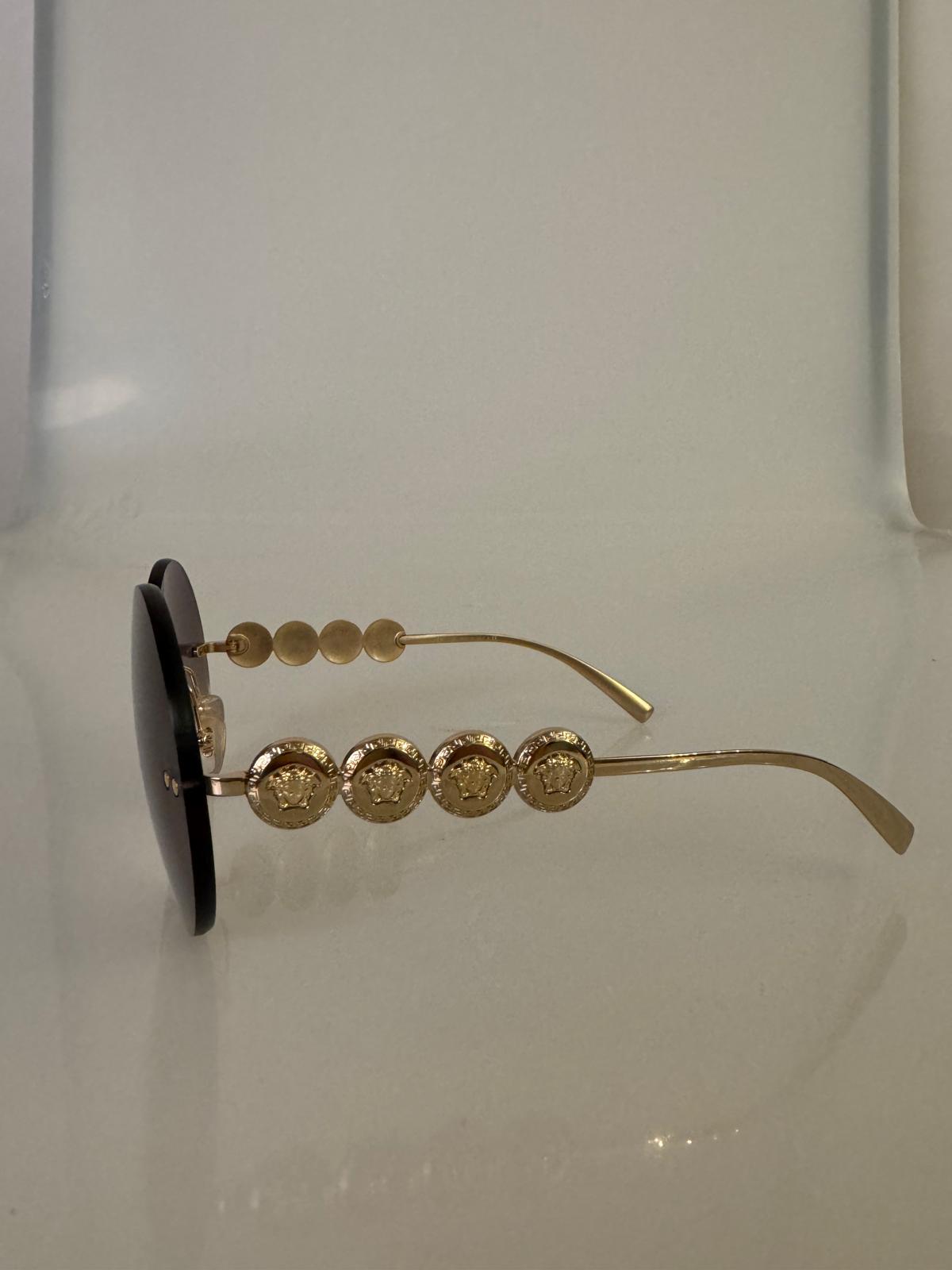 Sonnenbrille