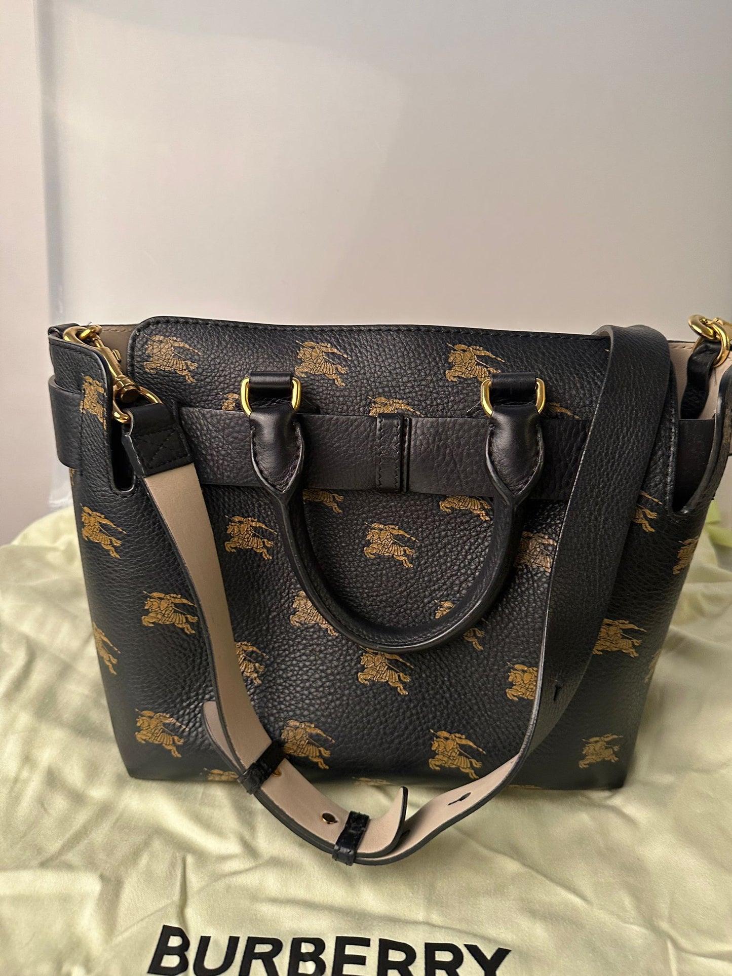 Handtasche