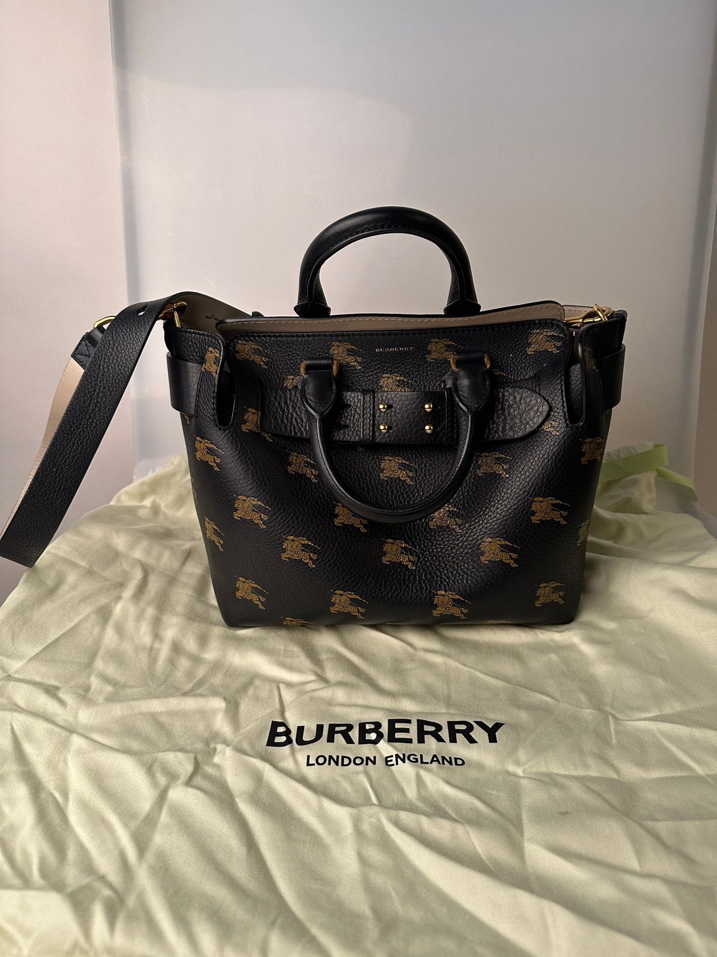 Handtasche