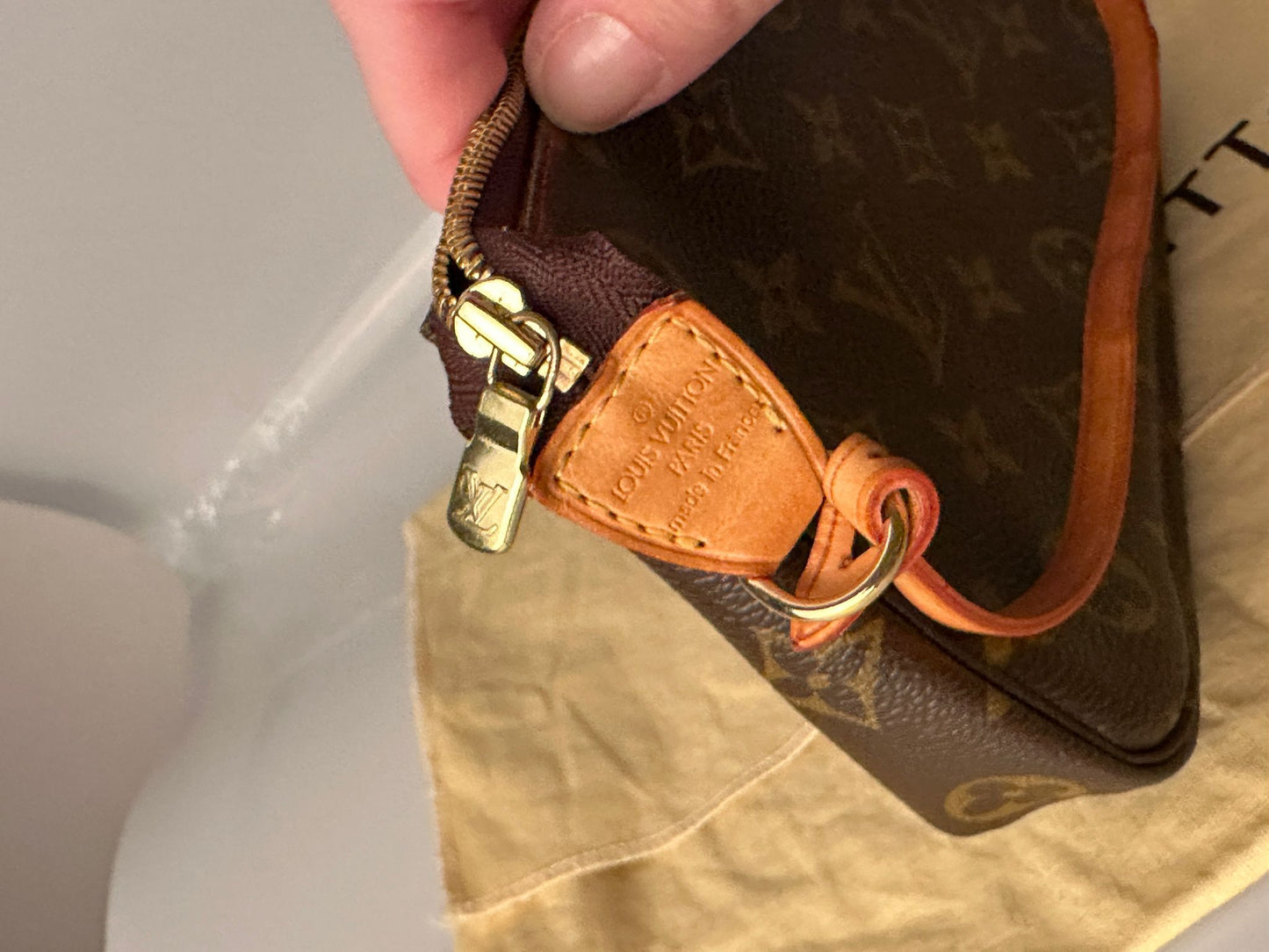 Handtasche / Pochette