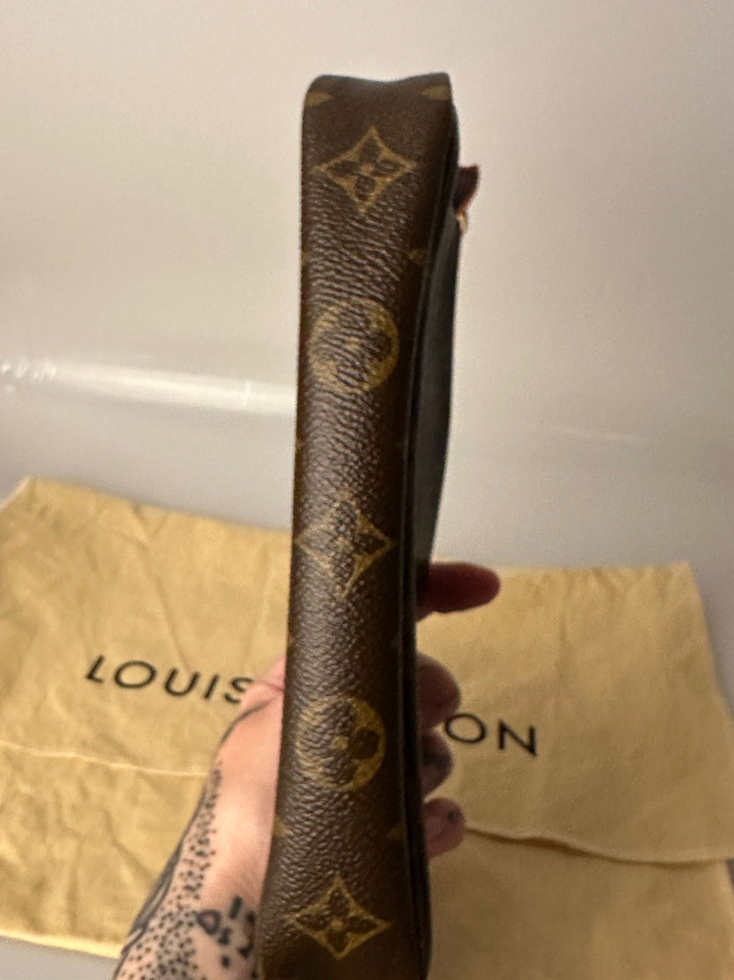 Handtasche / Pochette