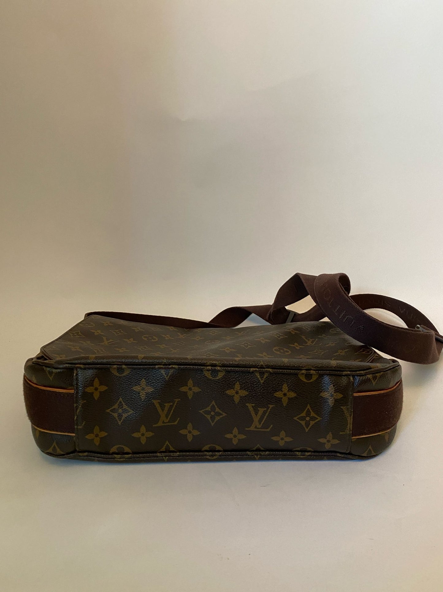 Messenger Bag