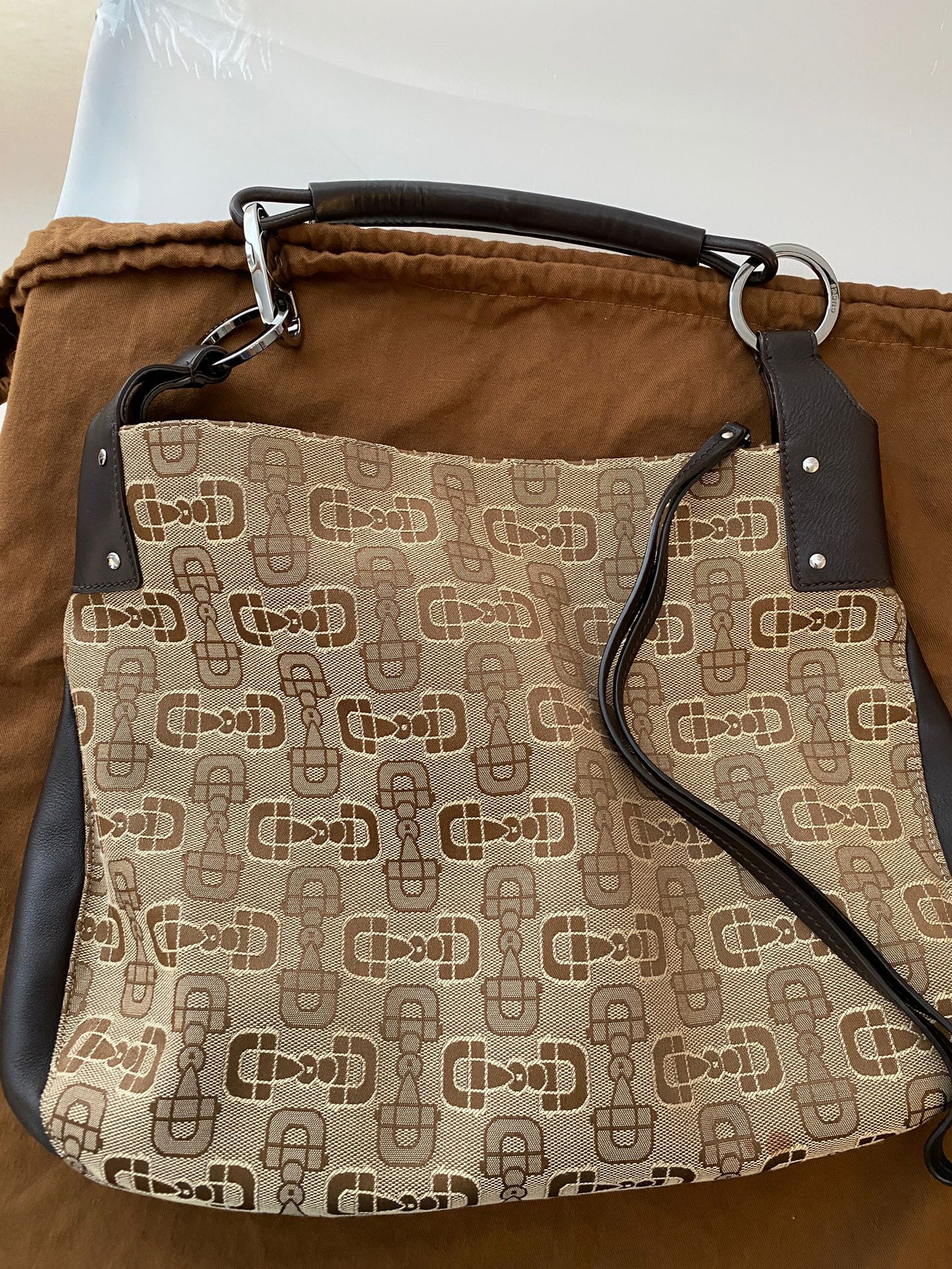 Handtasche