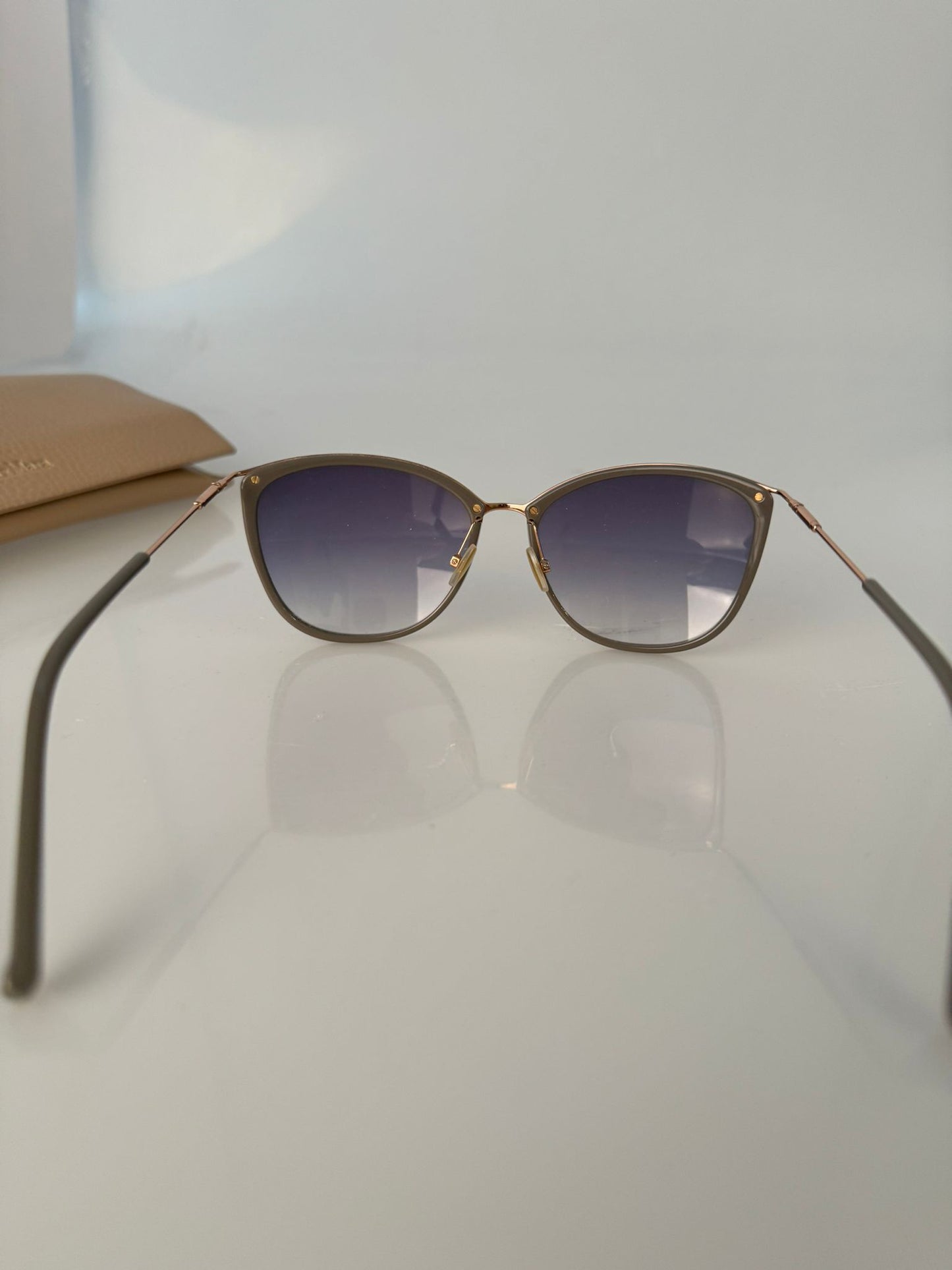 Sonnenbrille