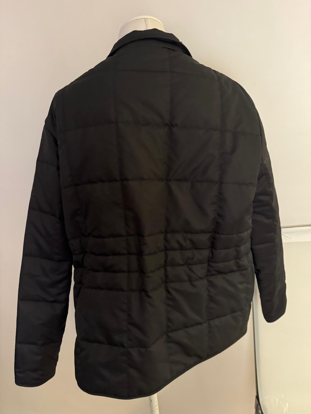 Leichte Daunenjacke