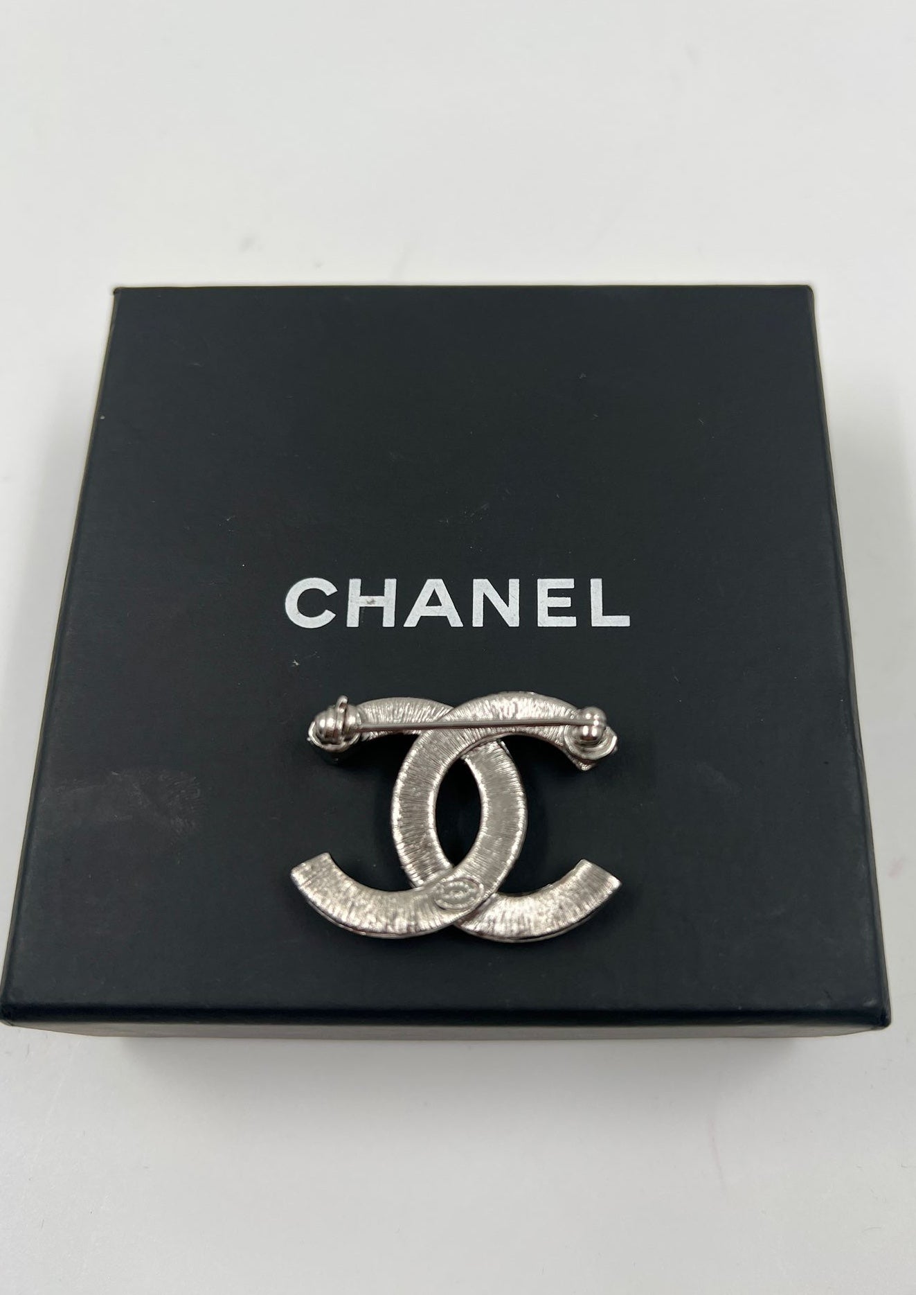 Broche