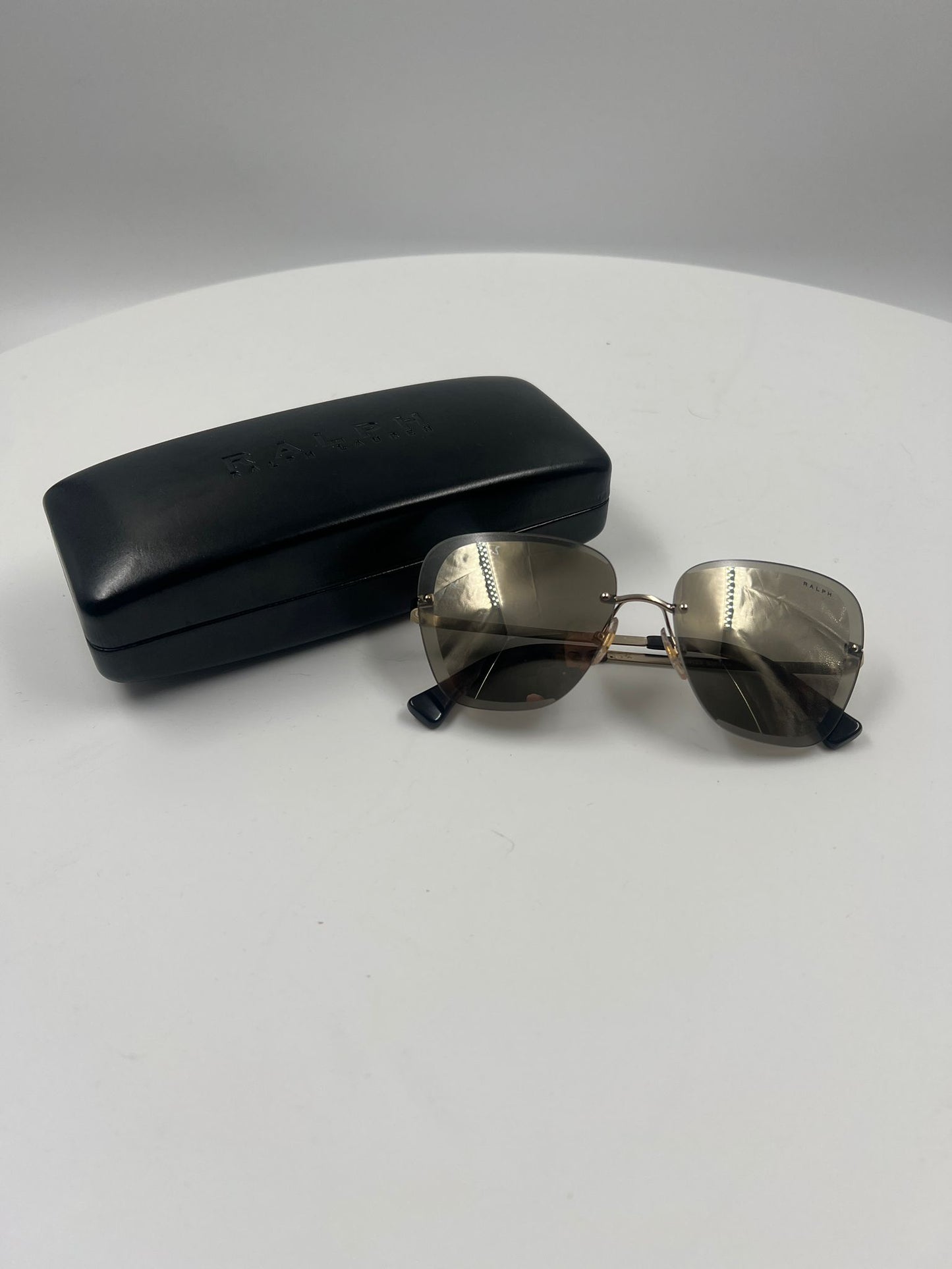 Sonnenbrille