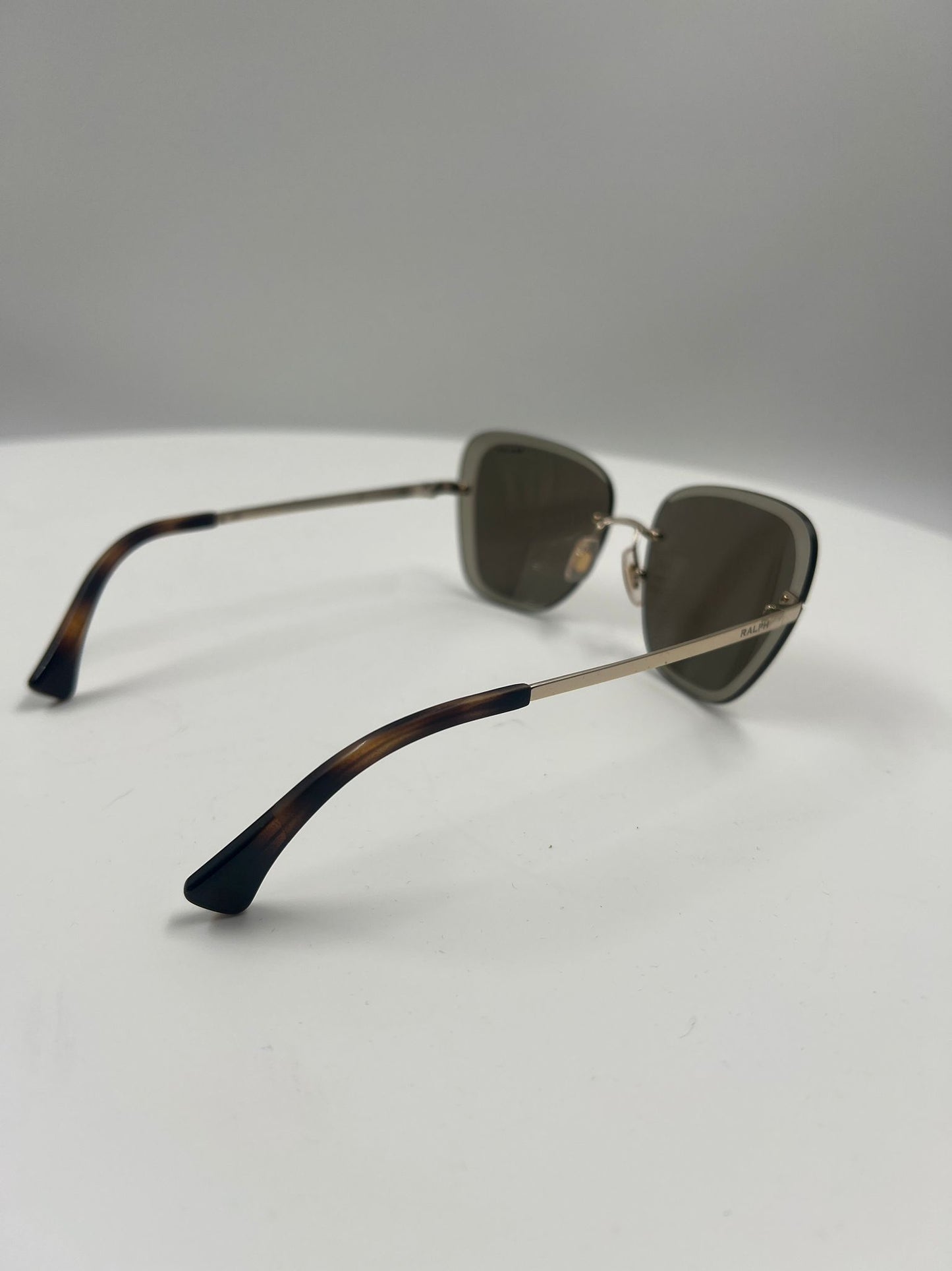 Sonnenbrille