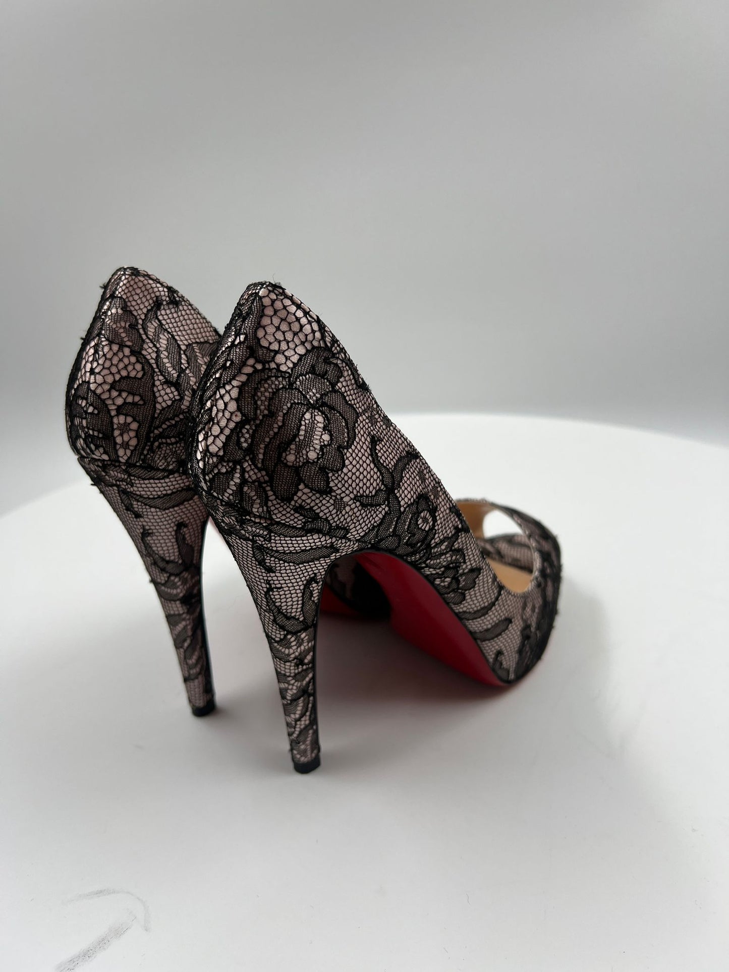 Pumps mit Spitze