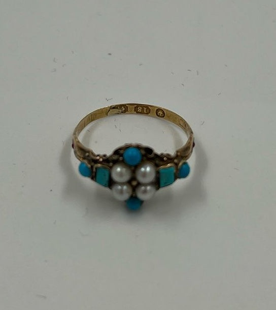 Ring mit Türkis und Perlen