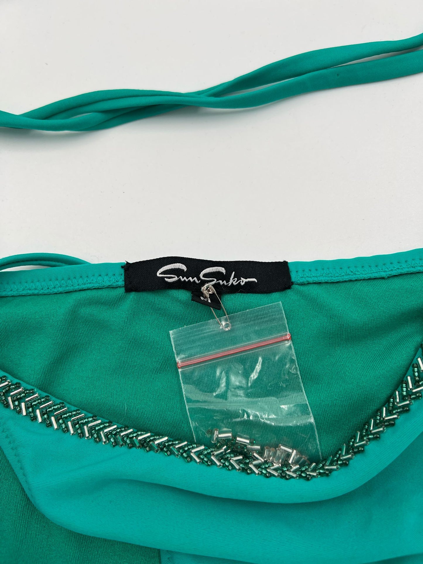 Bikini mit Perlen bestickt