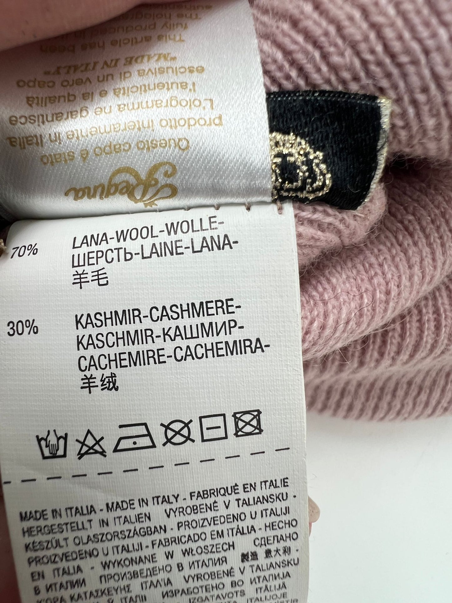 Mütze mit 2 Fellbommeln