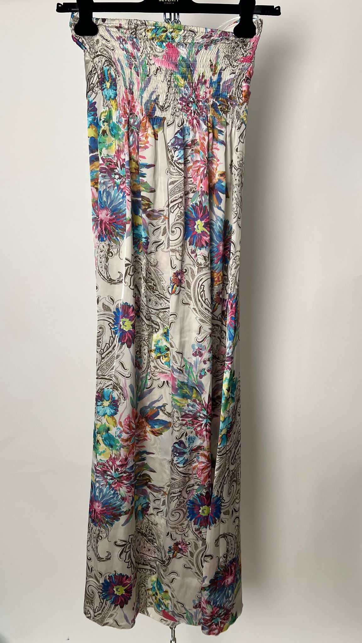 Bandeau-Kleid gemustert