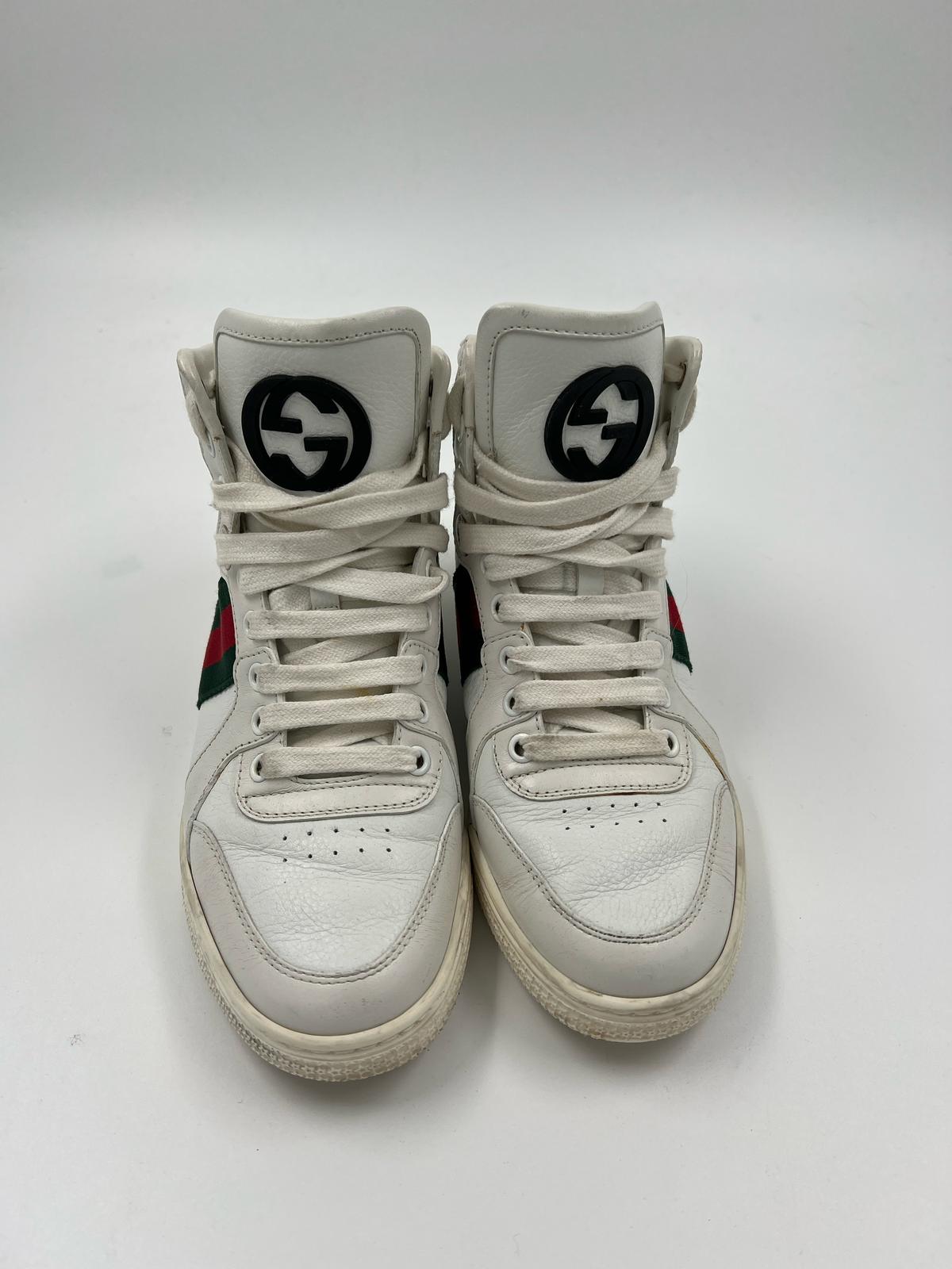 Sneakers hoch