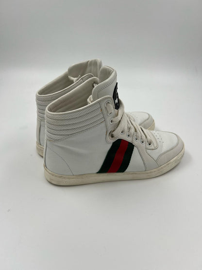 Sneakers hoch