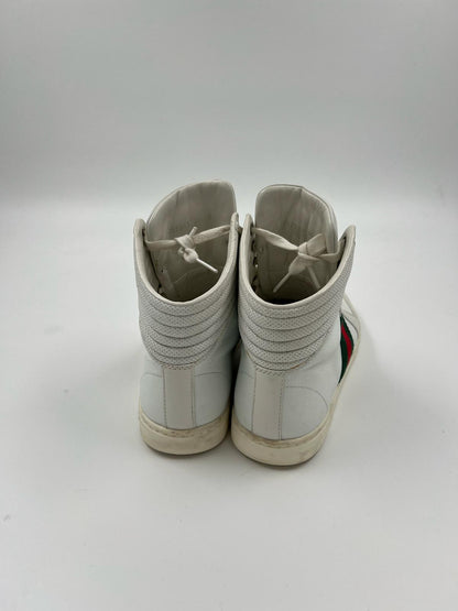 Sneakers hoch