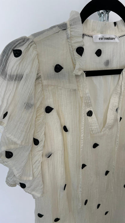 Kleid mit Punkten