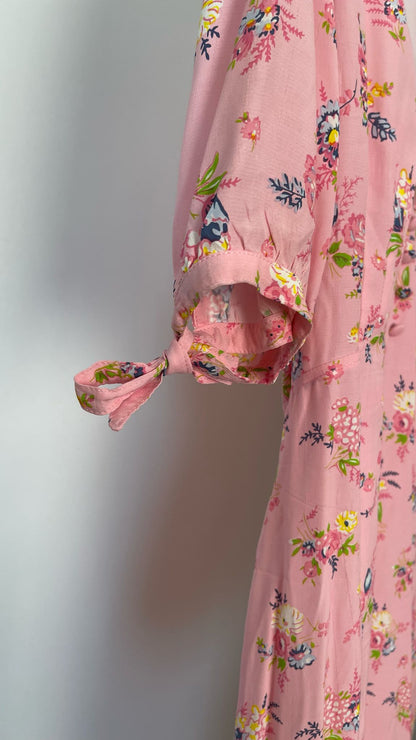 Kleid mit Blumen