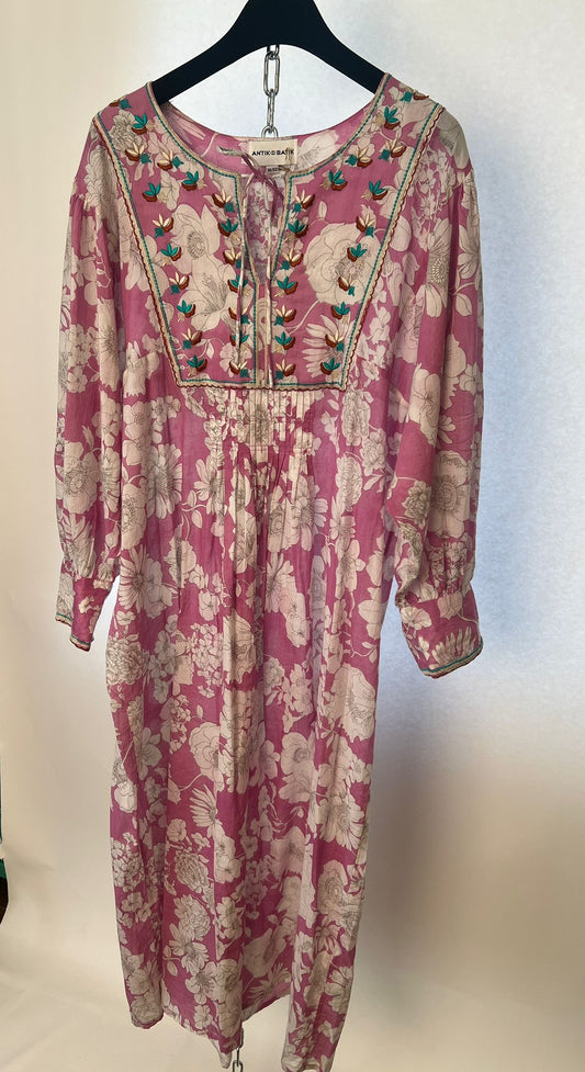 Kleid