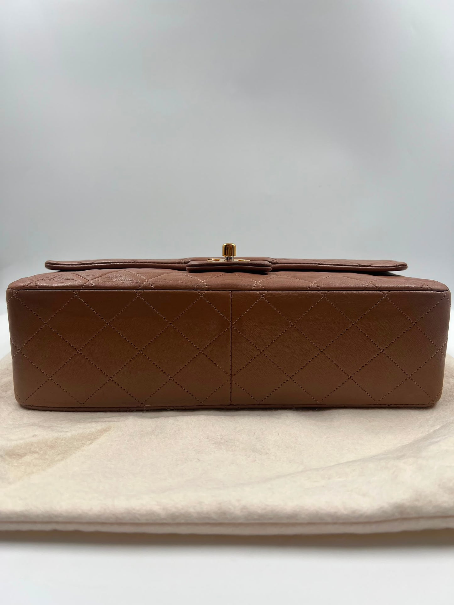 Chanel Classic Single Flap Bag Medium beige (1988-1991)