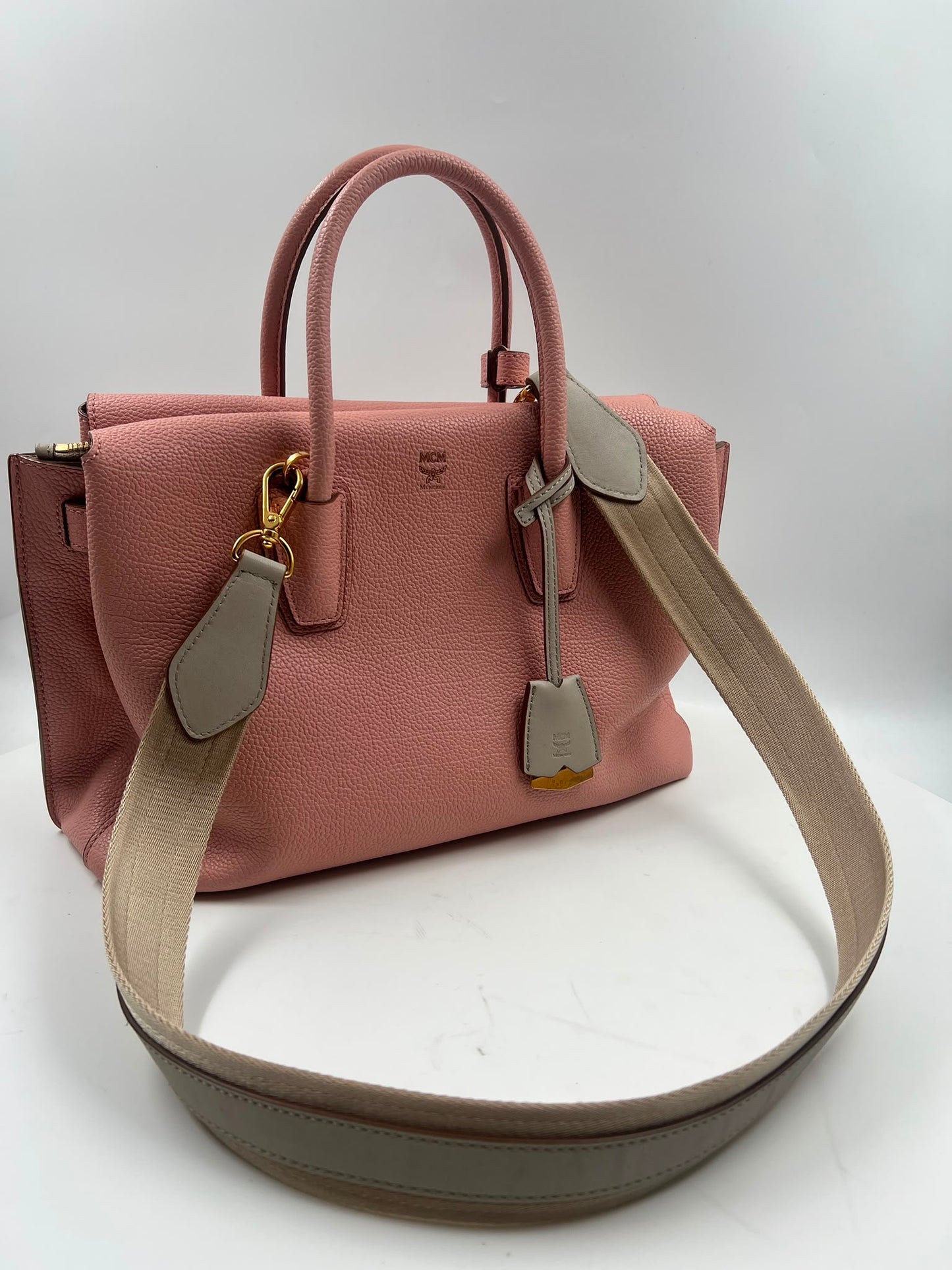 Tasche mit extra Schulterriemen