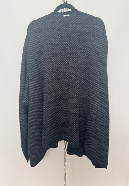 Poncho / Cape