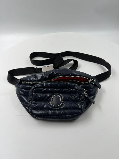 Gürtel-Tasche / Bauchtasche