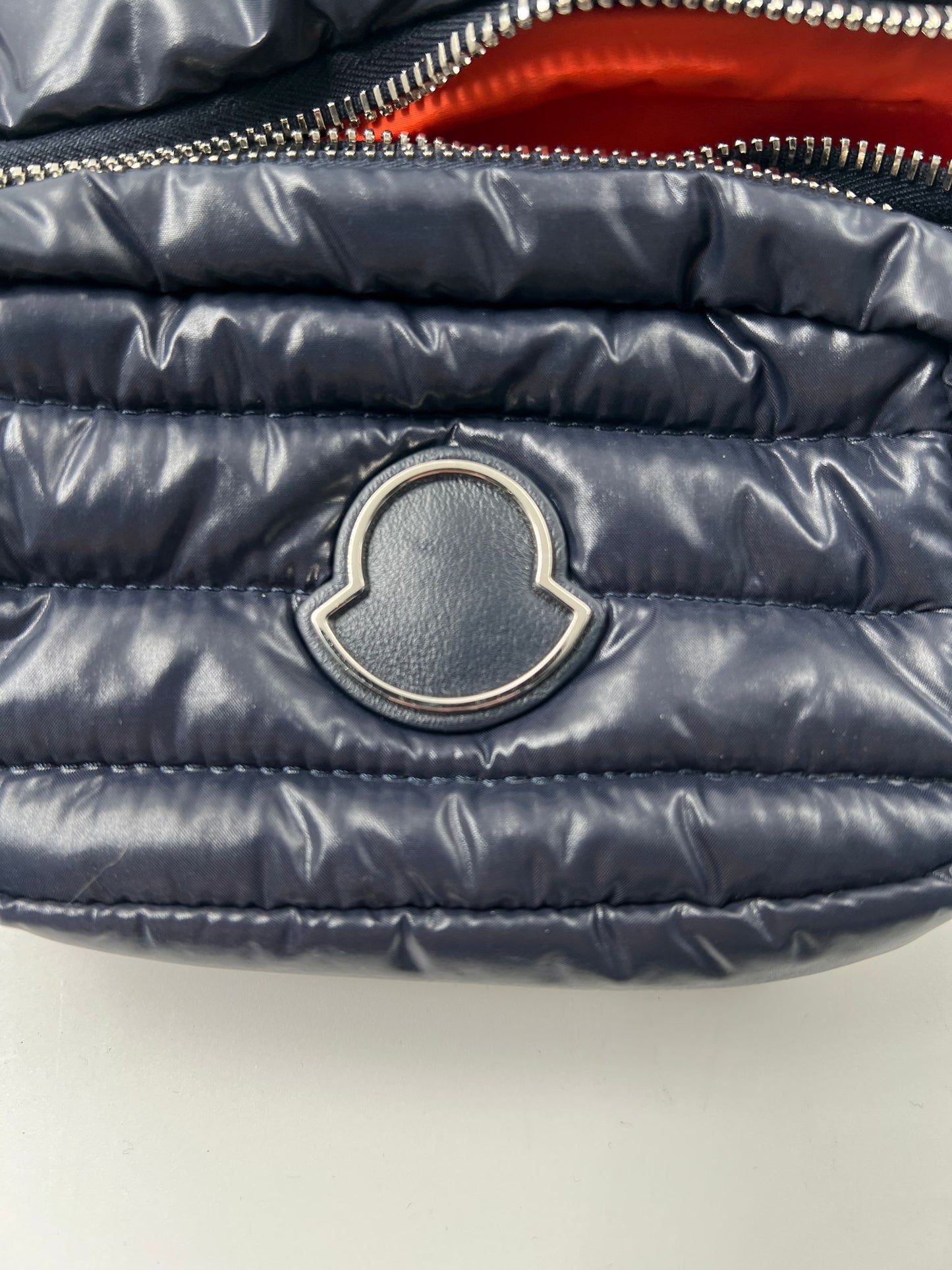 Gürtel-Tasche / Bauchtasche