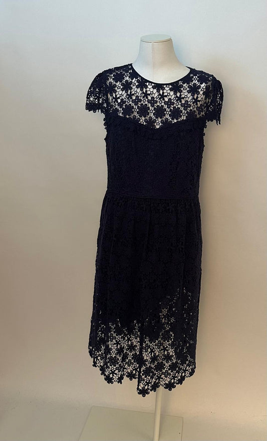 Spitzenkleid