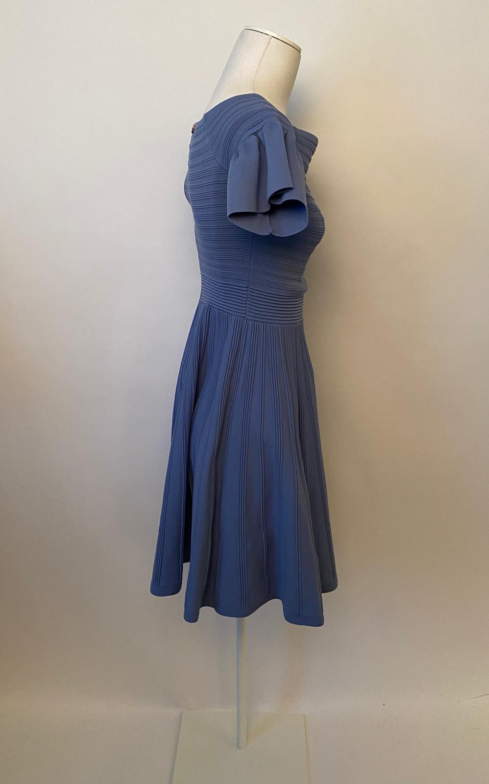 Kleid