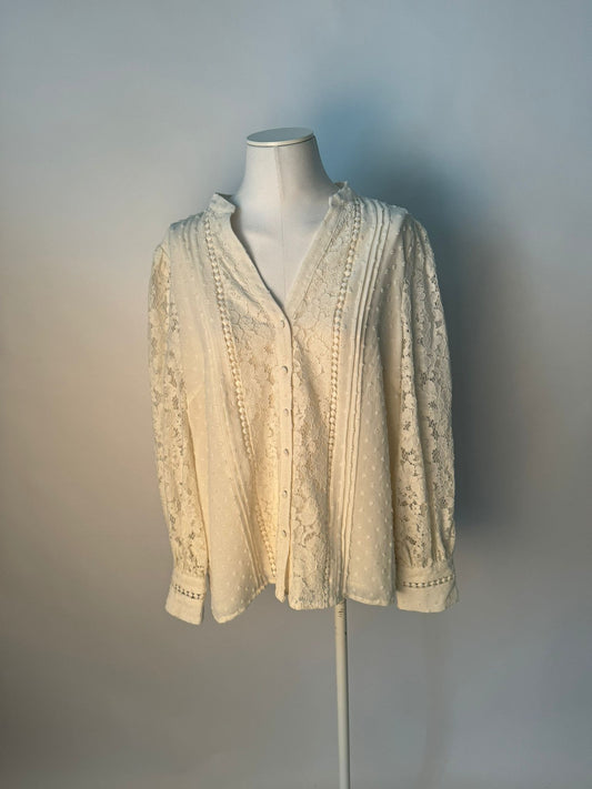 Bluse mit Spitzen