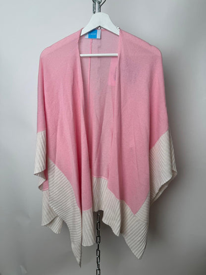 Strickjacke offen