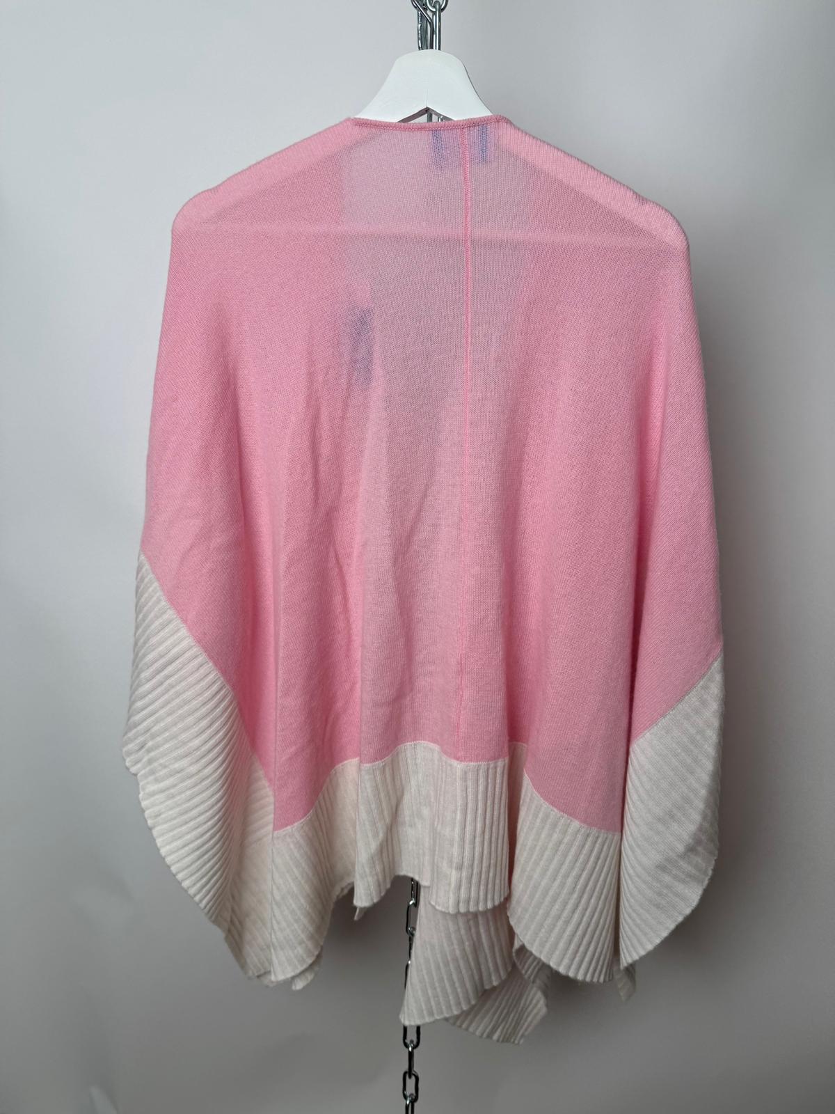 Strickjacke offen