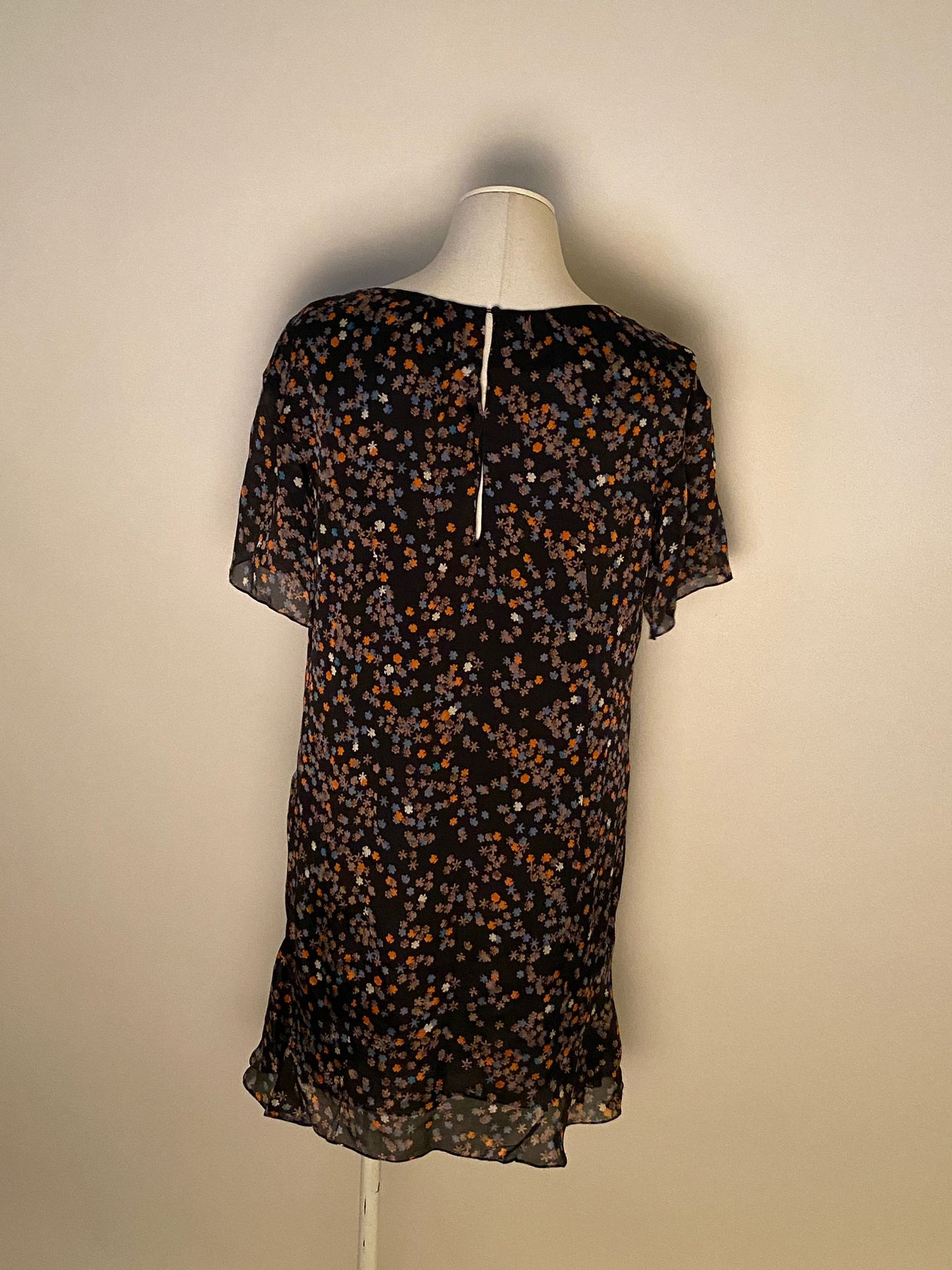 Kleid mit Blumen