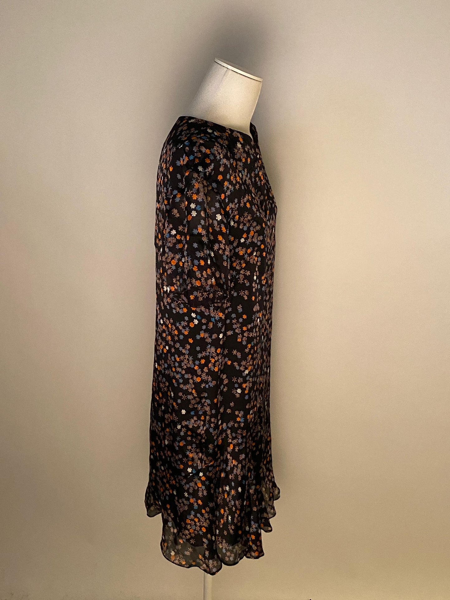 Kleid mit Blumen