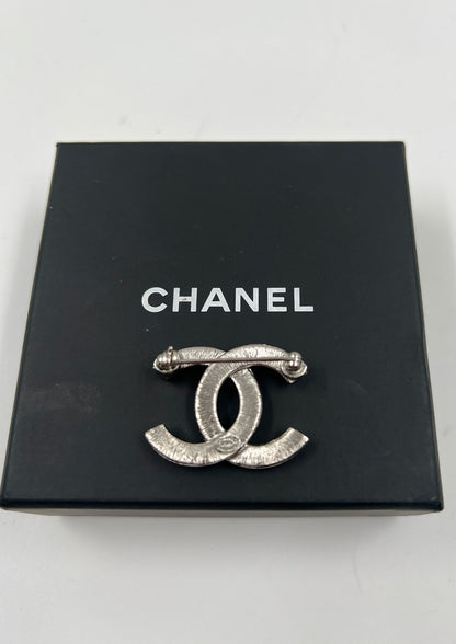 Broche