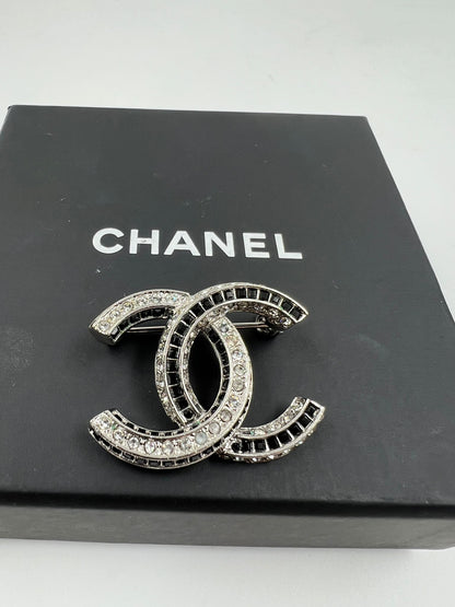 Broche