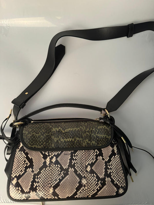 Handtasche
