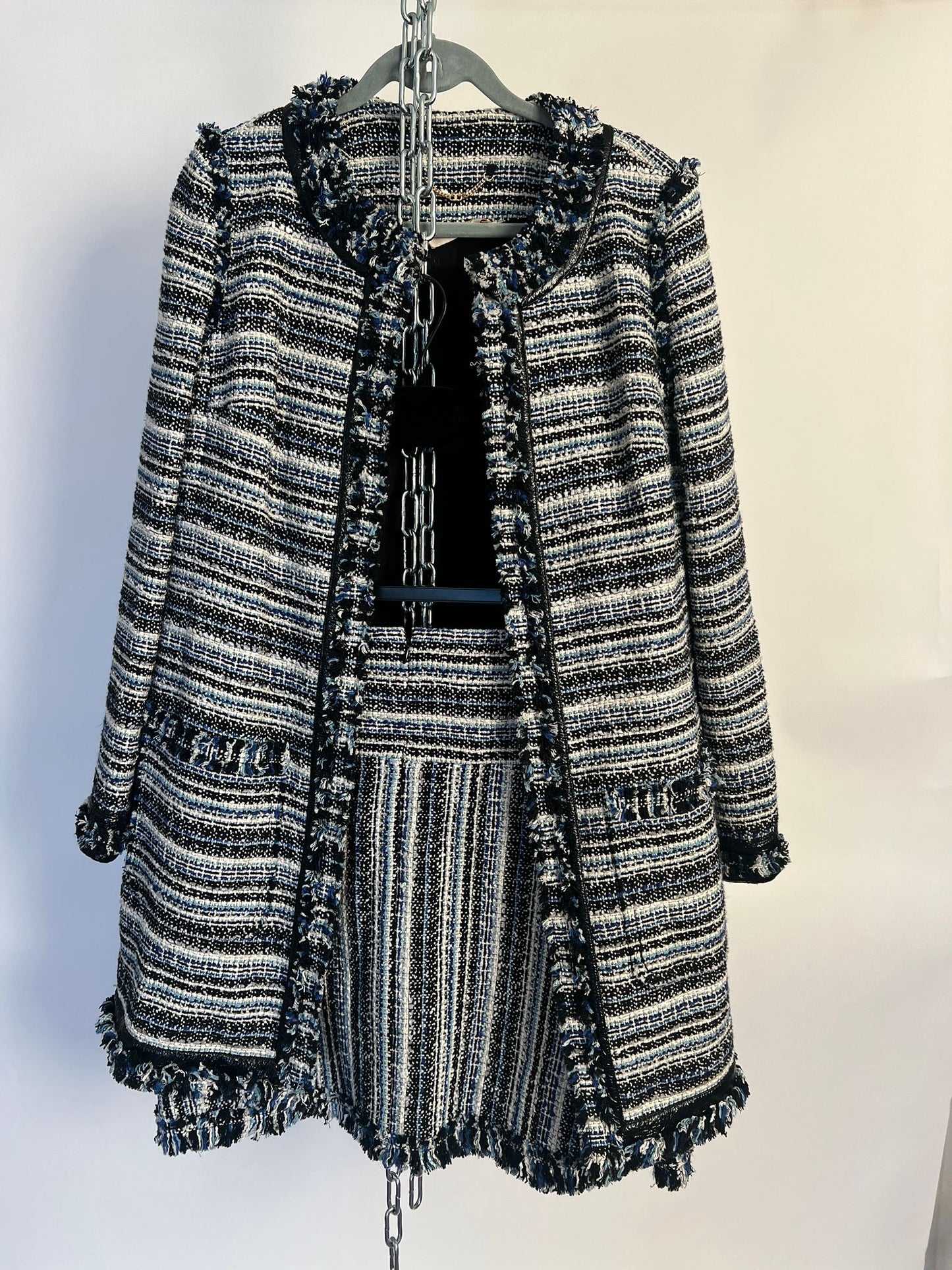 Zweiteiler (Rock und Jacke)