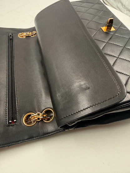 Chanel Timeless classic Double Flap Bag