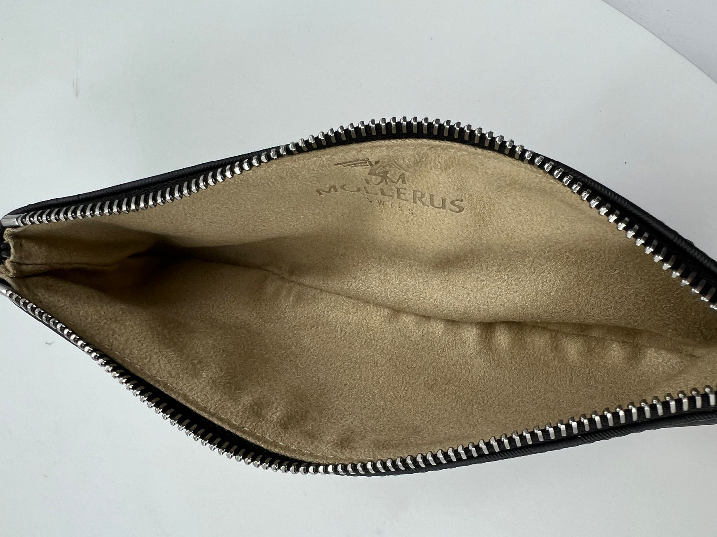 Kosmetiktäschchen / Necessaire